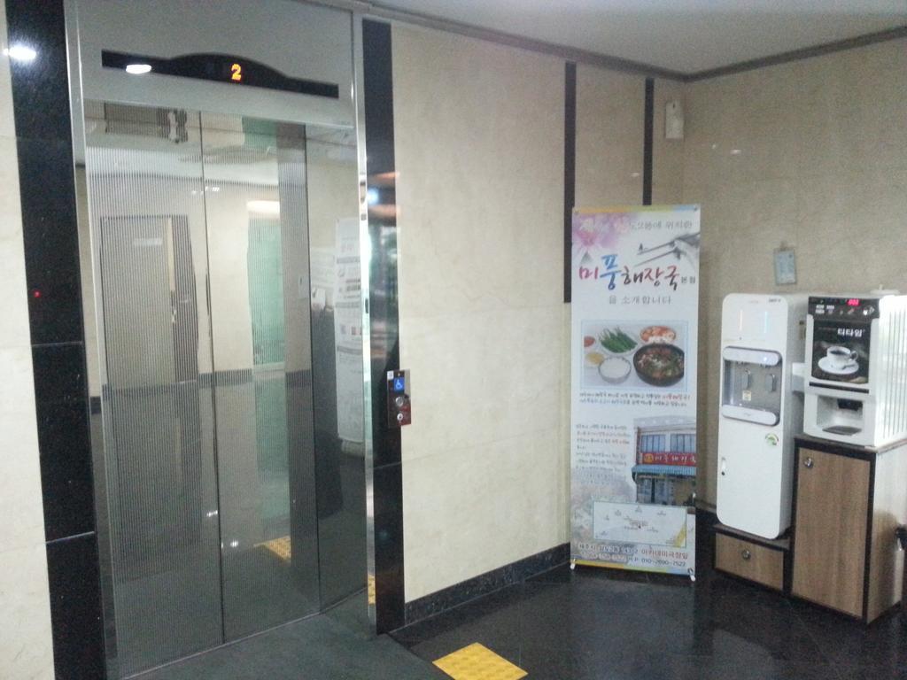 Hotel W Shinجيجو المظهر الخارجي الصورة