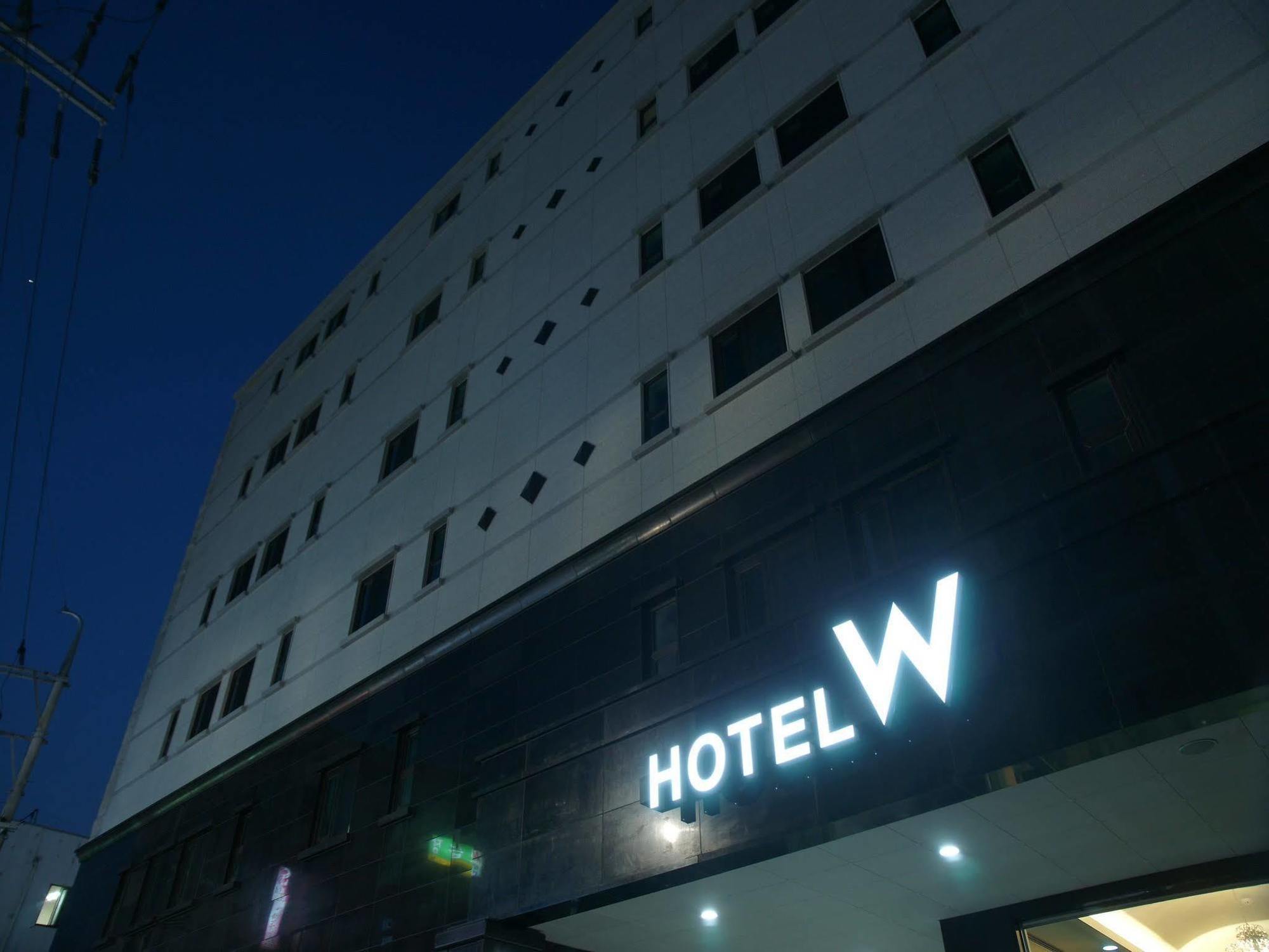 Hotel W Shinجيجو المظهر الخارجي الصورة