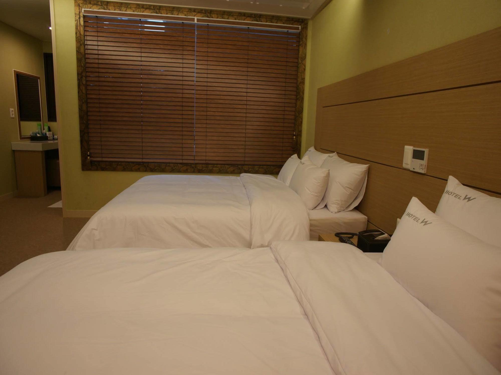 Hotel W Shinجيجو المظهر الخارجي الصورة